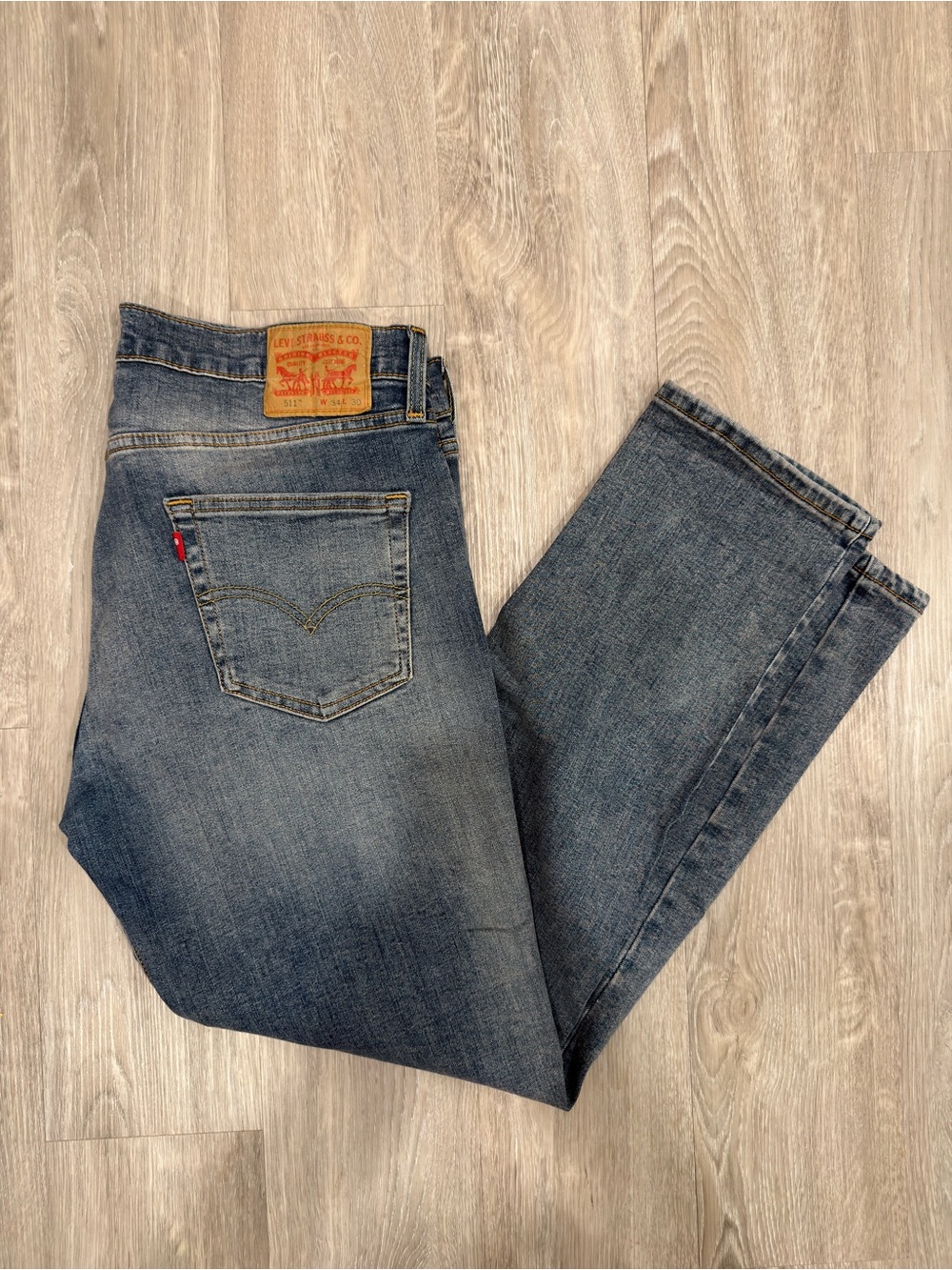 Levi's 511 Medium Blue Wash Slim Fit Men's Jeans 34 x 30